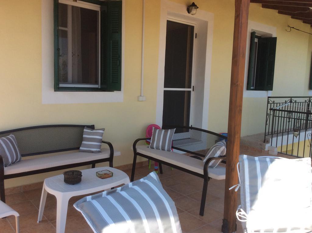 Christos House Villa Kariá Buitenkant foto