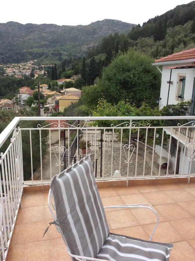 Christos House Villa Kariá Buitenkant foto